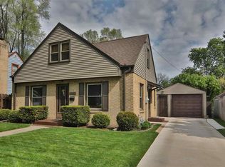 3029 Lawndale Ave, Rockford, IL