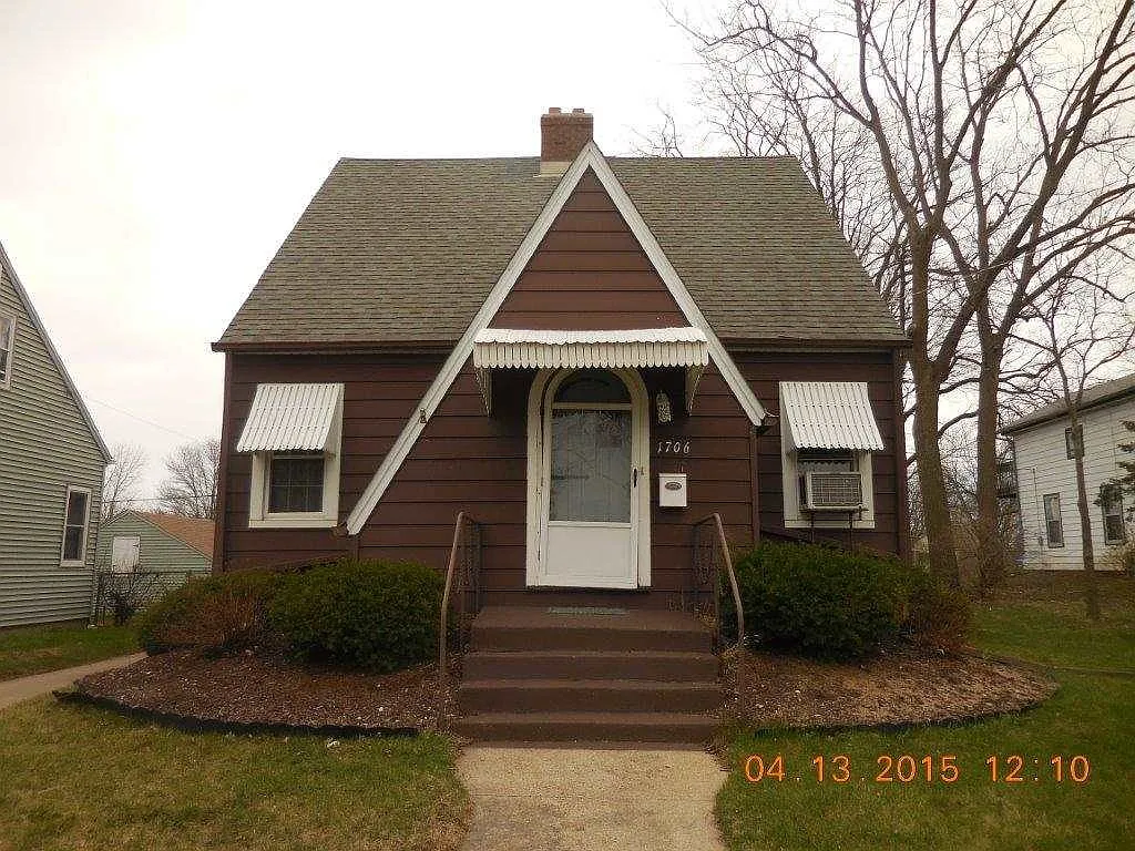 1706 20th St photo 1