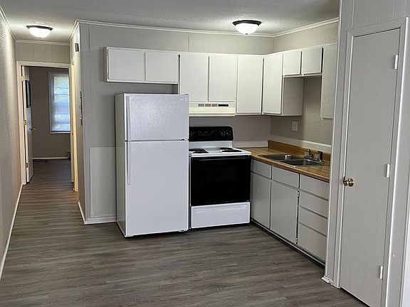 2nd image of 1101 N Thayer St APT 7