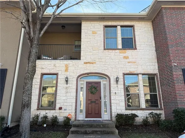 114 Forest Dr, College Station, TX 77840
