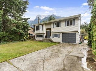 21331 Mallard Dr, Hope, BC V0X1L1