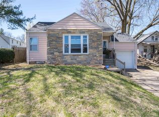 1040 56th St, Des Moines, IA 50311