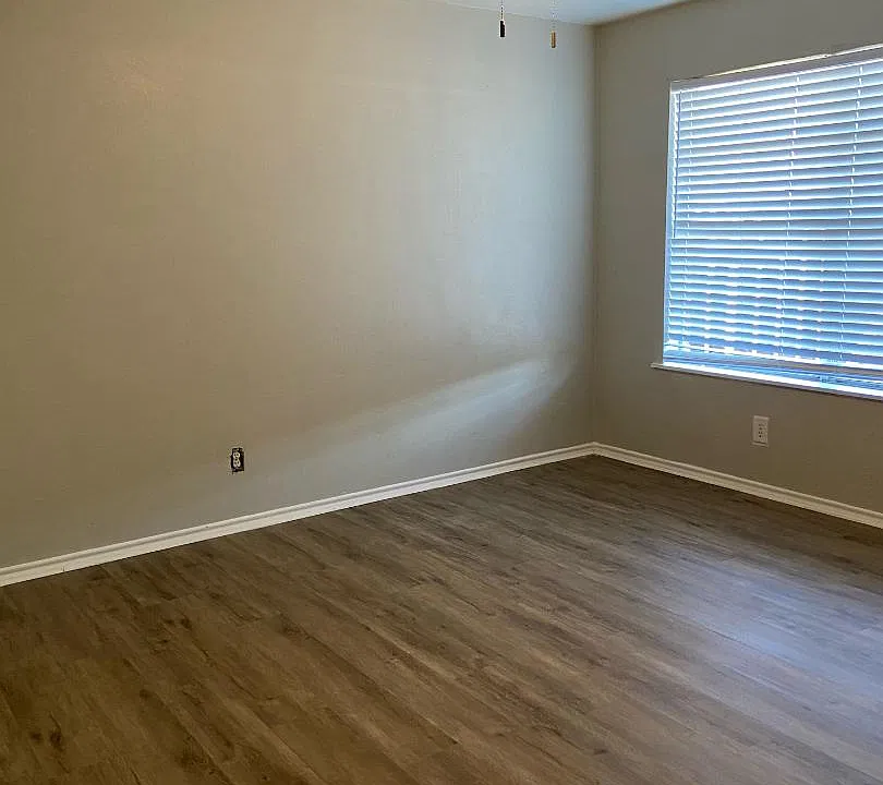 Unit Photo