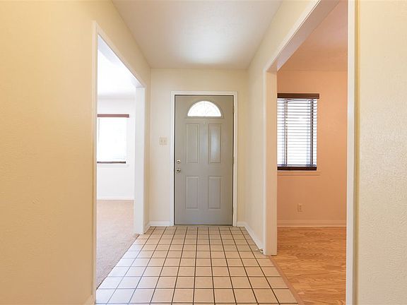 4th image of 6150 Daisy Dr