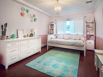 Sold by PRENDAMANO REAL ESTATE