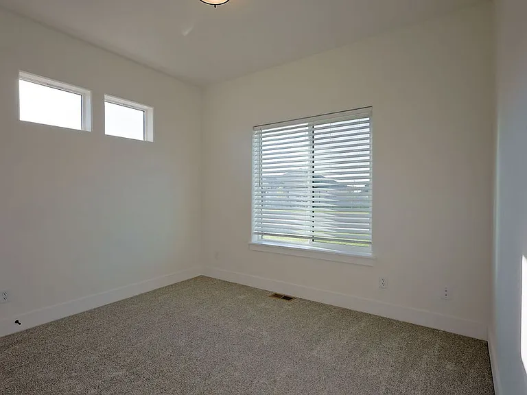 1025 Adamite Rd — Photo 21