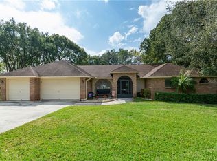 2001 Oak Isle Ct, Valrico, FL 33594