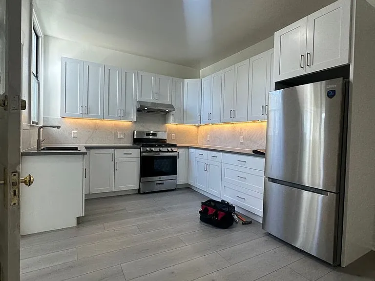 3362-3368 16th St #1176R — Photo 5