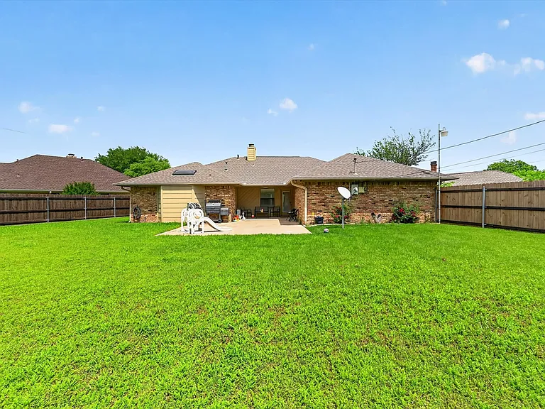 3921 Timberidge Dr — Photo 20