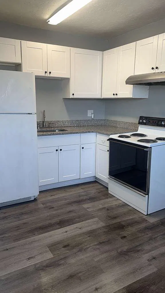 4640 Oberlin Avenue - 4640 - B6 — Photo 3