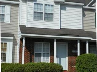 1722 Forest Side Ln, Charlotte, NC 28213
