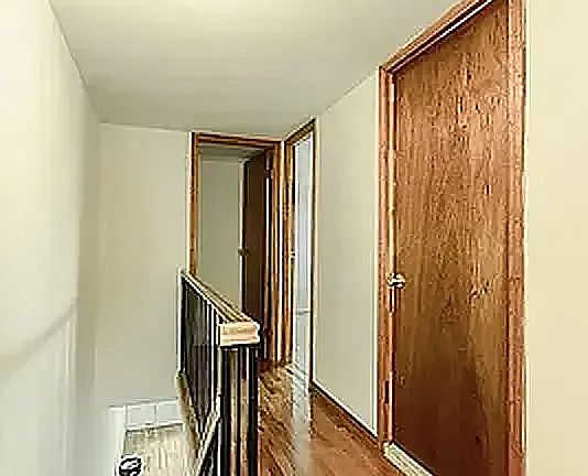 4th image of 29 7th Ave S APT 2C