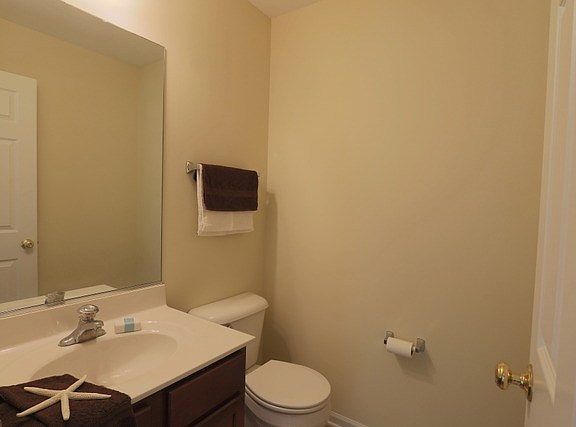 4th image of 2445 Stoughton Cir