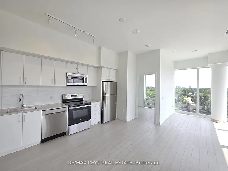 4010 Eglinton Ave W #706 — Photo 3