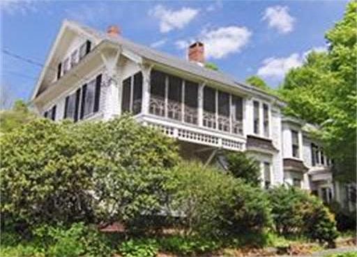 2nd image of 40 Bacon St