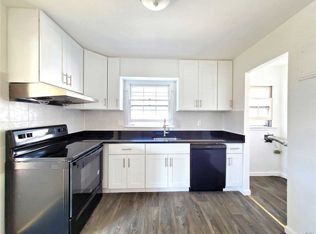 22123 59th Ave #2, Oakland Gardens, NY 11364