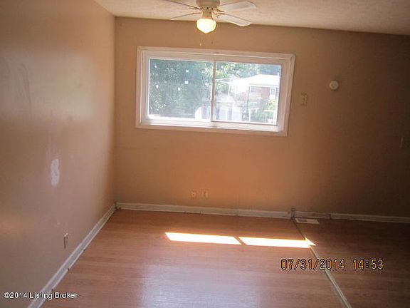 5th image of 9808 East Ave