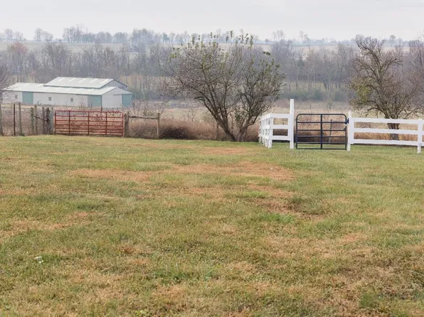 1130 Faulkner Ln, Danville, KY 40422