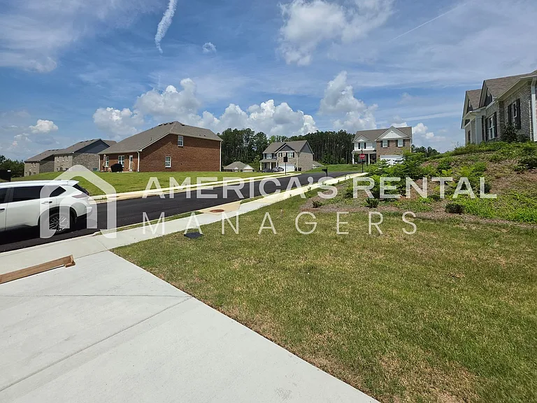 605 Acorn Ct — Photo 28