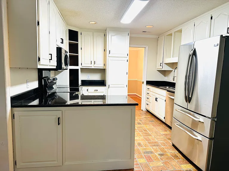 101 Foxwatch Cir — Photo 30