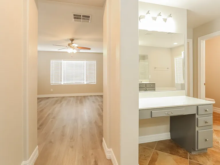 5809 Magic Oak St — Photo 15