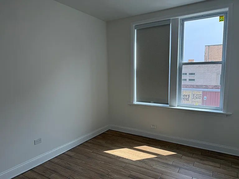 222 N Genesee St #201 — Photo 5