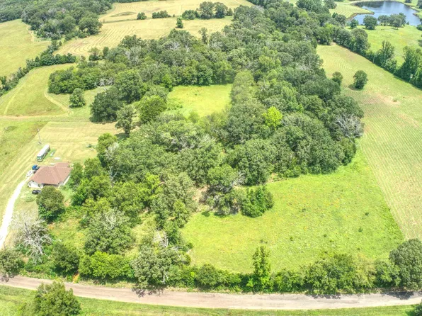 18946 County Road 452, Lindale, TX 75771