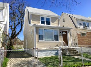 21801 130th Ave, Laurelton, NY 11413