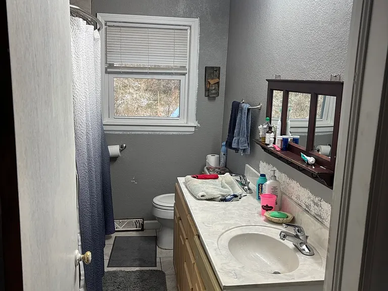 24 Woodmont Dr #1A — Photo 6