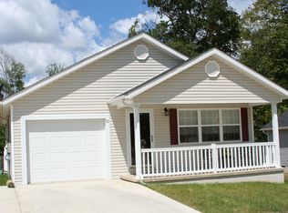 51 Palm Dr, Huntington, WV 25705