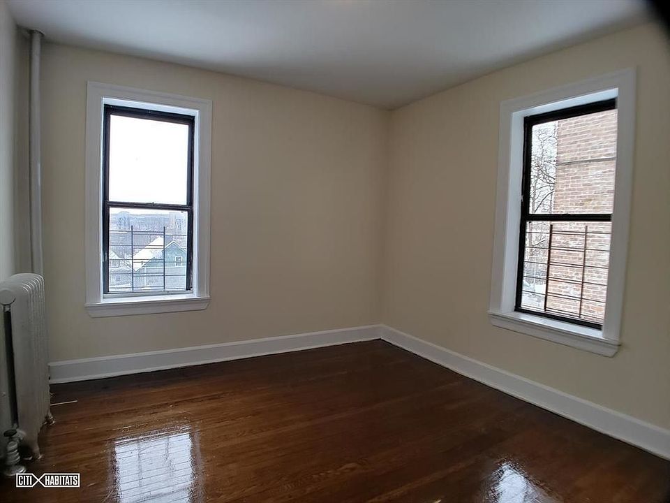 1st image of 2741 Sedgwick Ave APT 2C