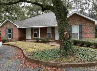 8551 Southwood Ct, Fairhope, AL 36532