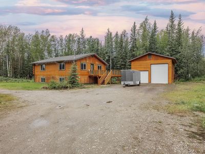 2070 Waxwing Ct, North Pole, AK, 99705
