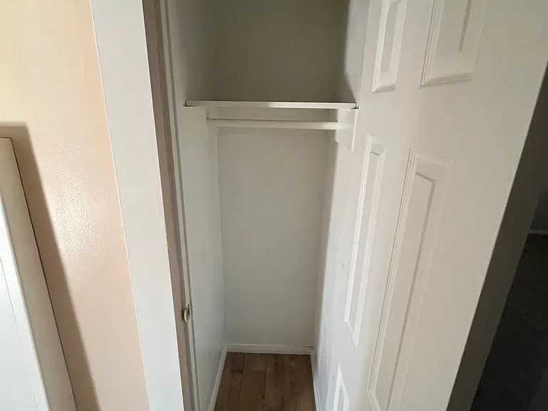 4352 Texas St — Photo 11
