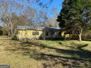 320 Old Perry Rd, Marshallville, GA 31057