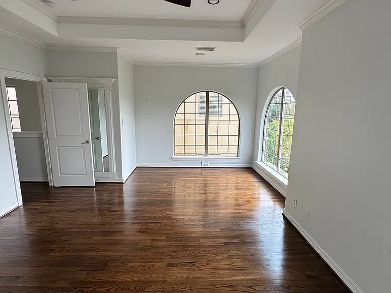 2810 Helena St — Photo 16