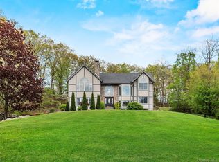 24 Table Rock Road, Tuxedo Park, NY 10987