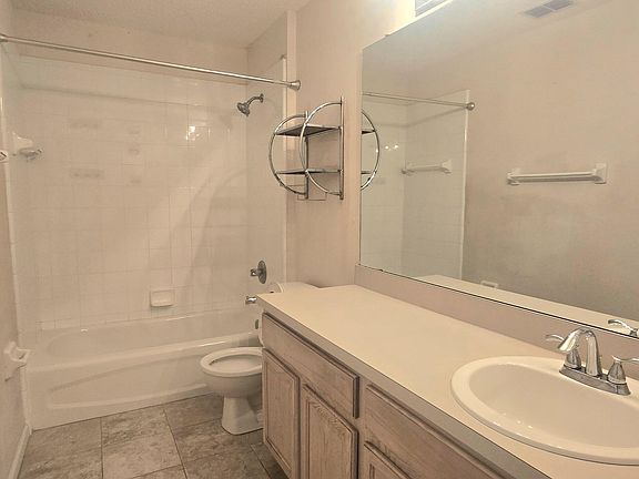 3rd image of 1134 ARDMORE Street