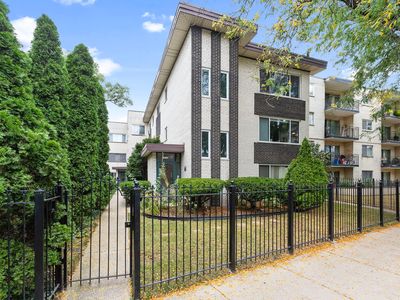 7070 N Ridge Blvd APT 1A, Chicago, IL, 60645