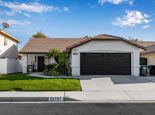 13757 Green Vista Dr, Fontana, CA 92337