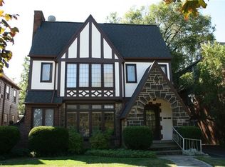 17924 Winslow Rd #UP, Shaker Heights, OH 44122