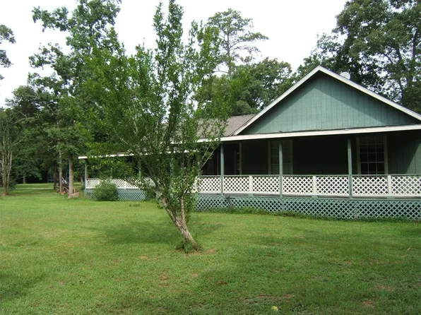 41 Hall Dr N, Montgomery, TX 77316