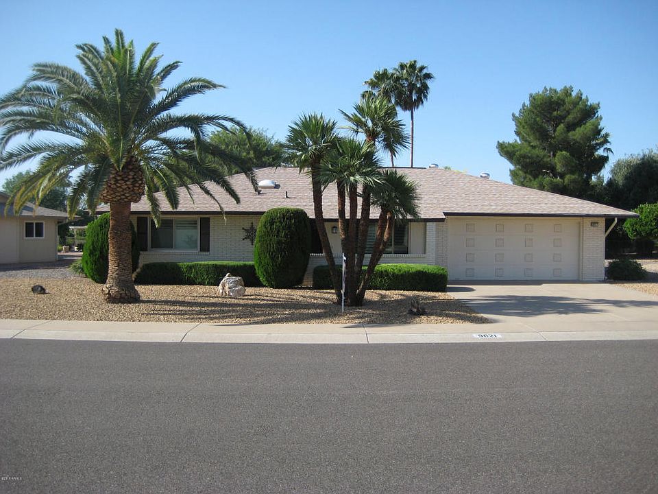 1st image of 9821 W Evergreen Dr