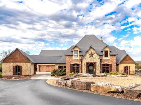 2205 Copper Creek Ln, Shawnee, OK 74804