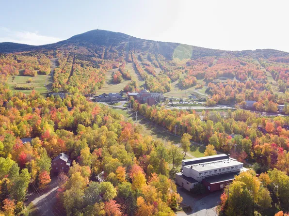 217 & 219 Commons Circle #217 & 219, Carrabassett Valley, ME 04947