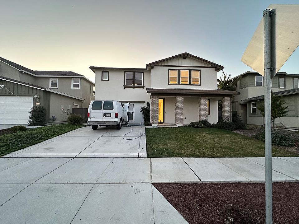 1st image of 5925 Lakestone Dr