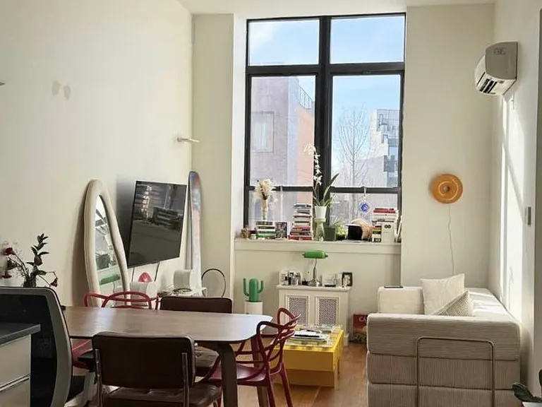 17 Monitor St #2P — Photo 3