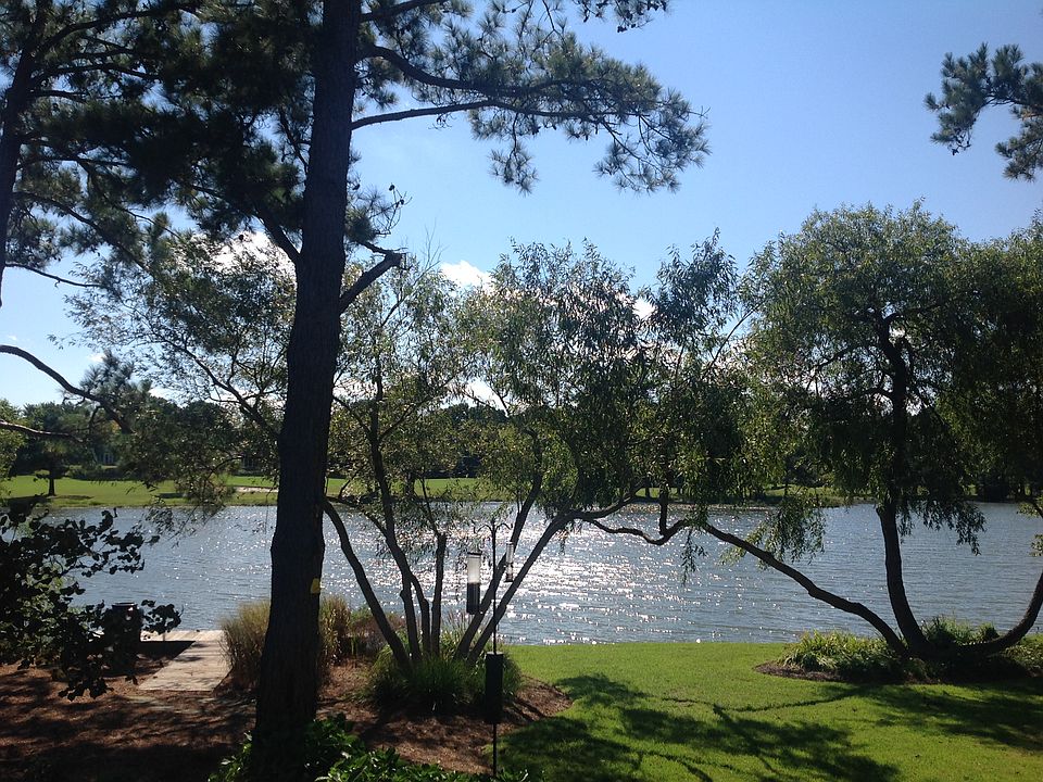 2nd image of 8933 Champion Hills Dr
