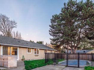 18980 SW Hennig Ct, Aloha, OR