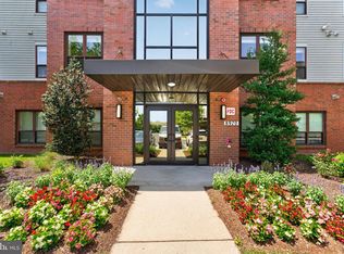 8970 Fascination Ct APT 112, Lorton, VA 22079